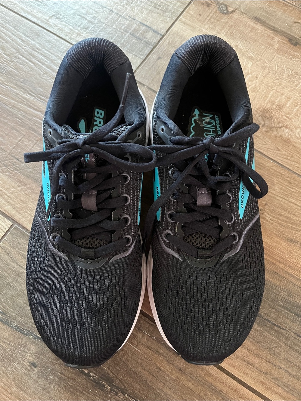 Brooks Women's Black with Teal Accent Running Shoes